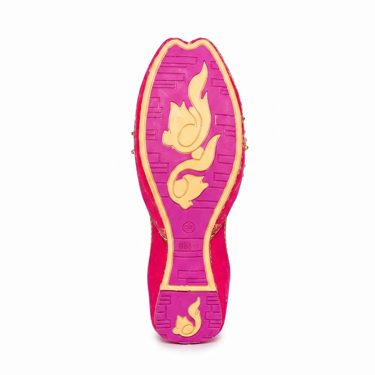 Hill City Embellished Hot Pink Traditional Women's Khussa thumbnail 5
