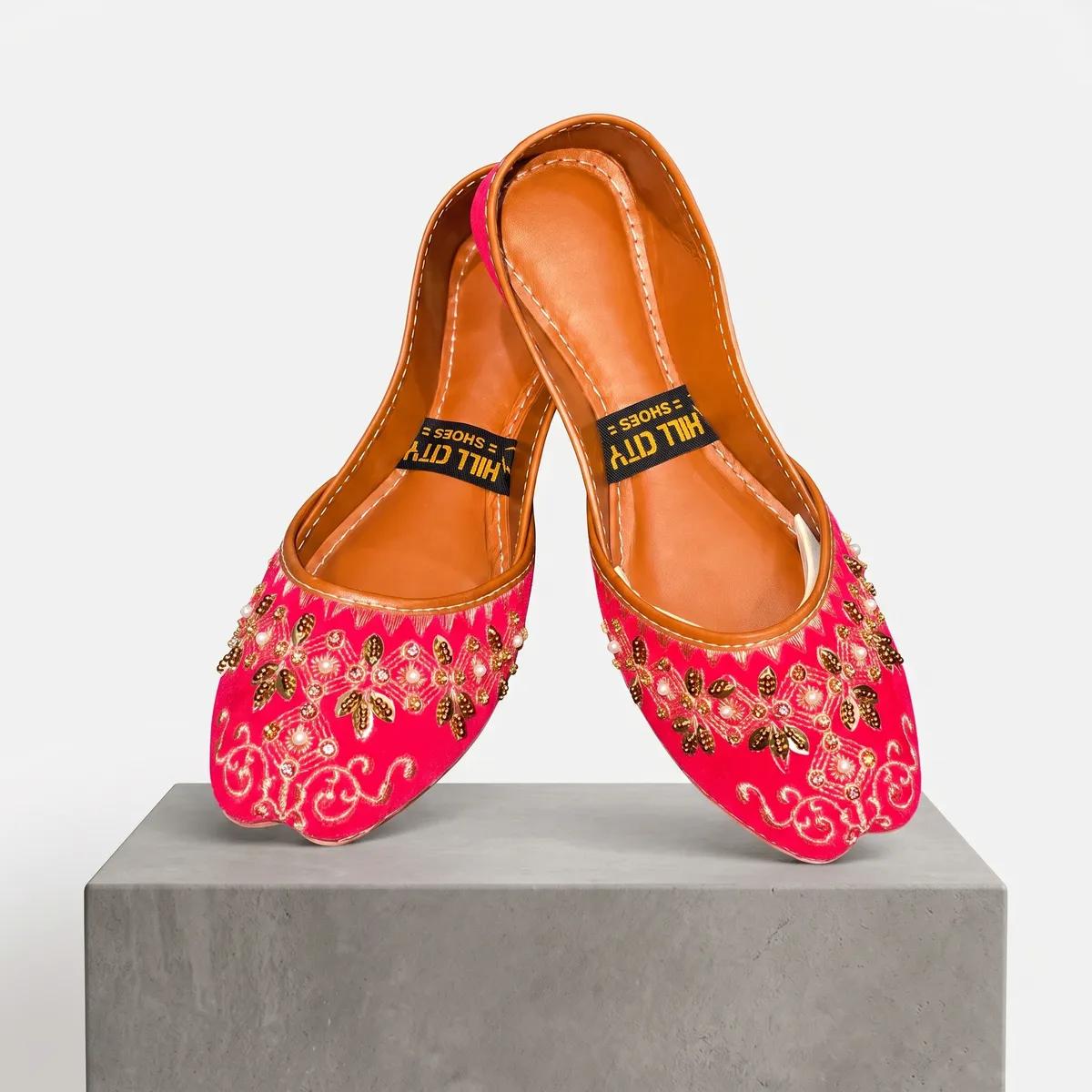 Hill City Embellished Hot Pink Traditional Women's Khussa thumbnail 6
